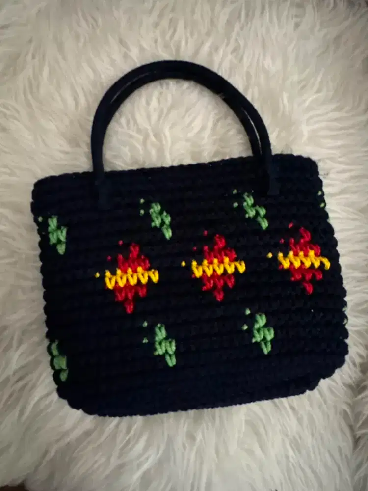 Tas jinjing rajut