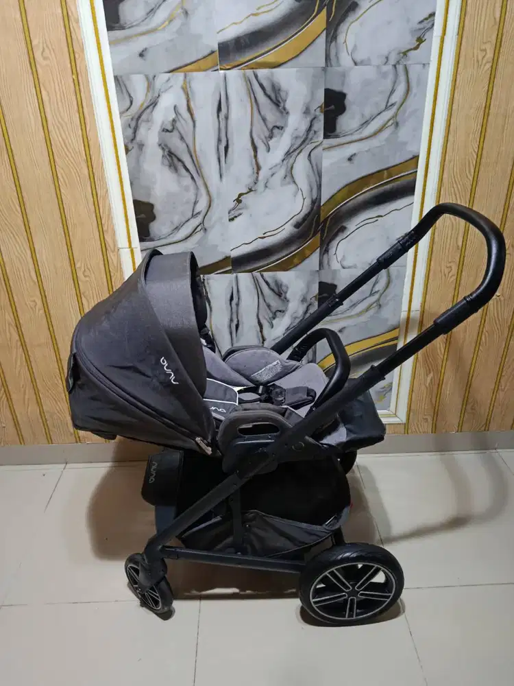Stroller nuna mixx 2 msh bagus bgt