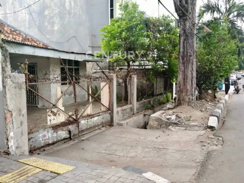 Rumah Tua Hitung Tanah Strategis Dibawah NJOP Di Senen S9774