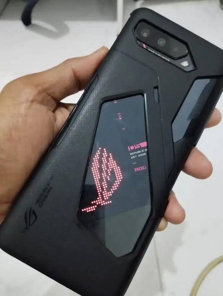 ROG Phone 5 8/128gb