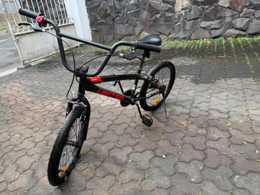Sepeda bmx 20 united roouse