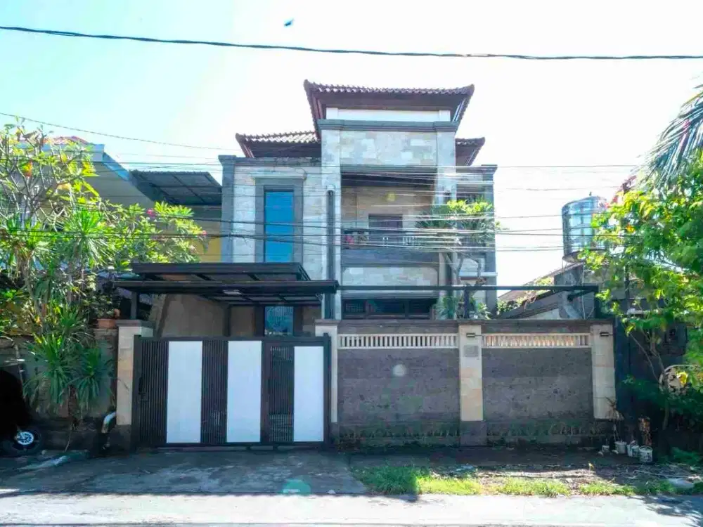 Rumah Minimalis 5 Kamar di Tukad Citarum Renon