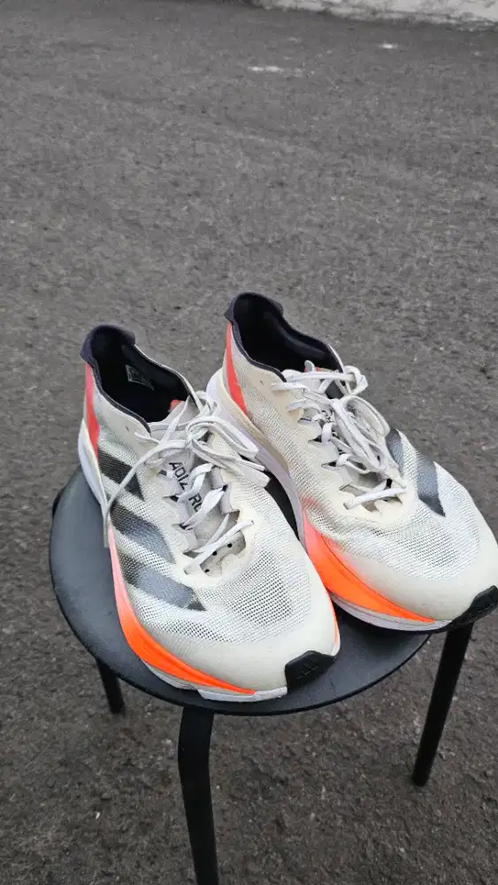 Sepatu Running Adidas Adizero Boston 12