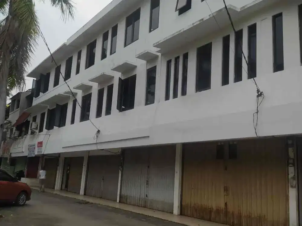 Kompleks Ruko Gandeng 5 Unit (4 Lantai) di Gading Lestari Raya, Jakarta Utara - Harga 9M Nego