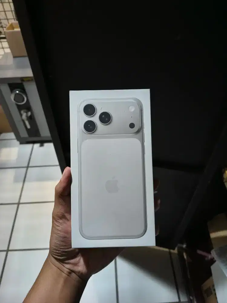IPHONE 17 PROMAX 256GB NEW GARANSI RESMI - BISA CICILAN