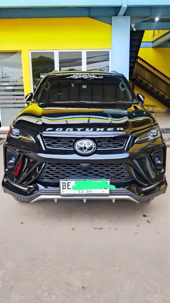 Toyota VRZ 2,8 TSS 2025
