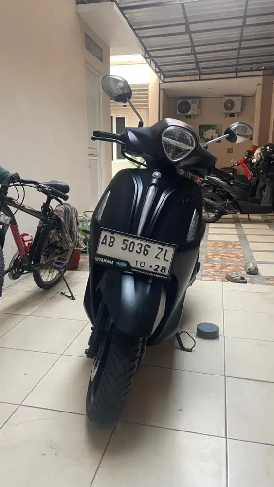 Yamaha grand filano 125 Black Doff tahun 2023