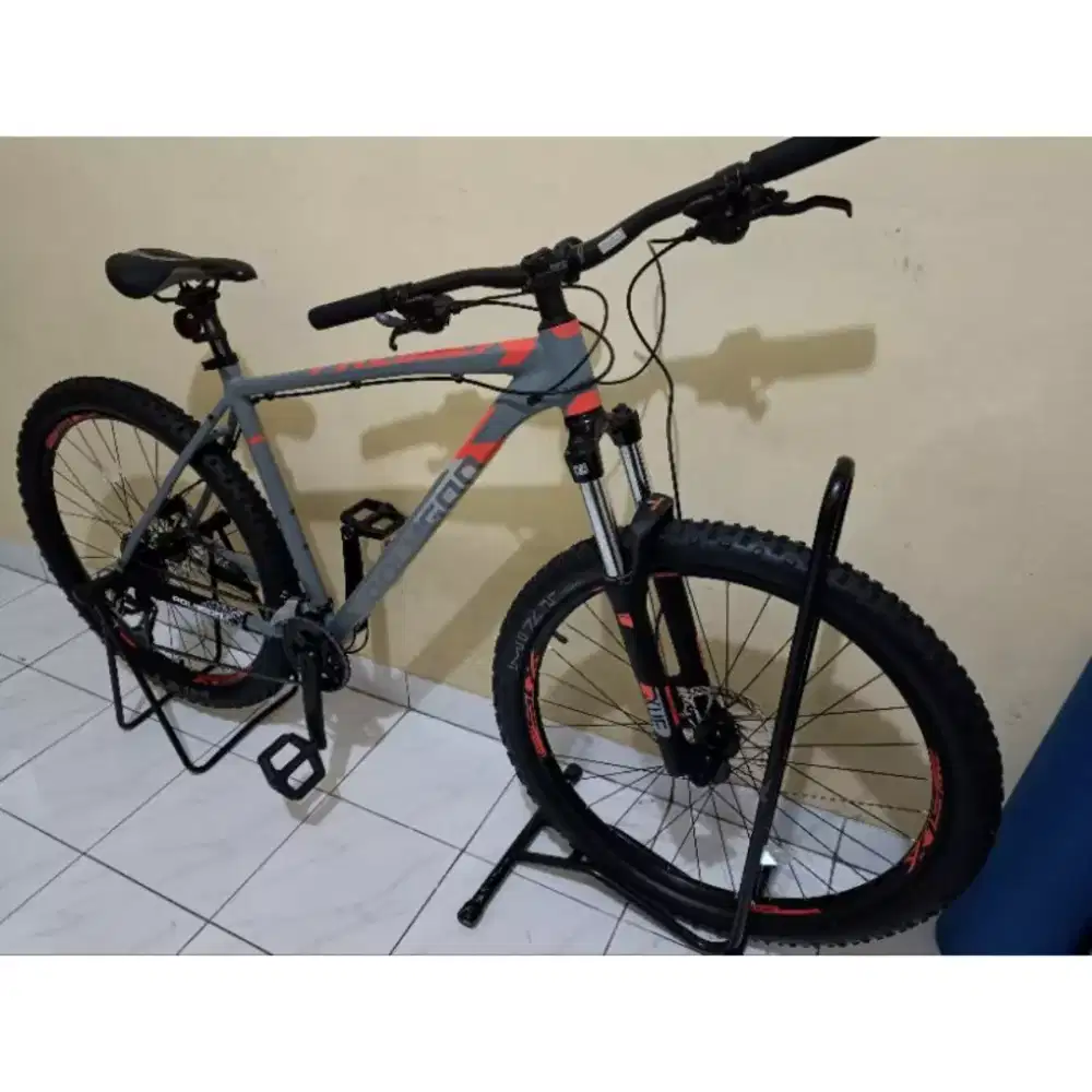 Sepeda gunung premier 4