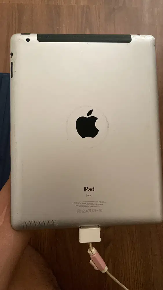 Ipad 2 64GB cell bisa pake simcard