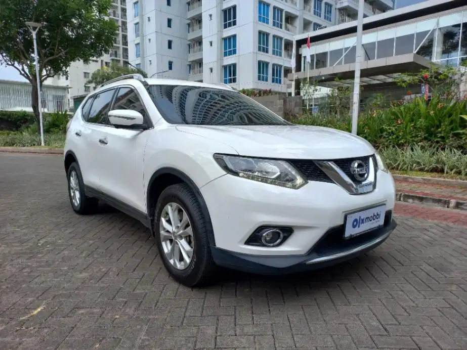 DP MURAH Nissan X-Trail 2.0 Bensin-AT 2017 Putih CZUQB