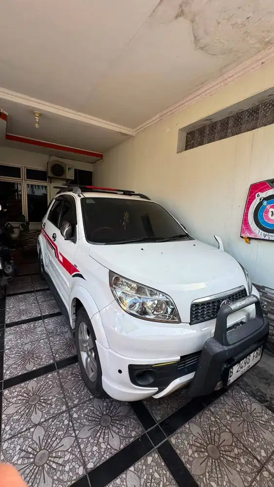 Toyota Rush 1.5 S (F700RE-GQMFJ) 2013