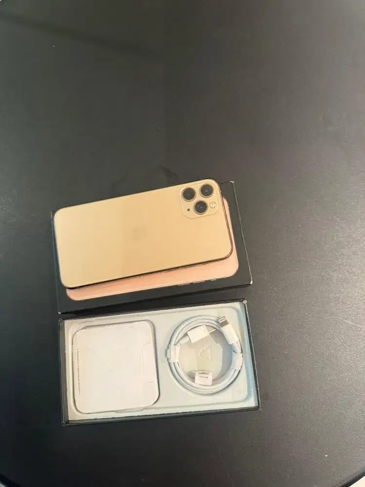 Iphone 11 pro 256gb jelas jelas gold
