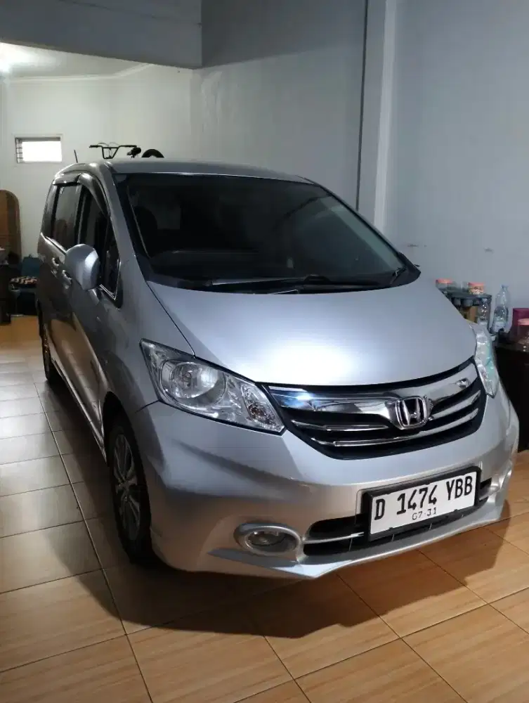 Honda Freed SD Matic Last Edition