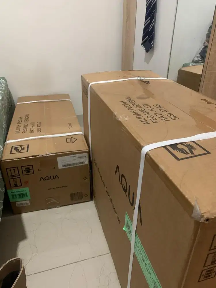 AC AQUA 1/2 PK, Baru, Mesin Indor + outdor. Second belum pernah dipake