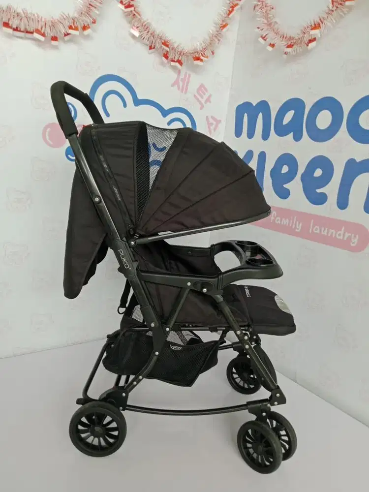 Stroller pliko warna hitam