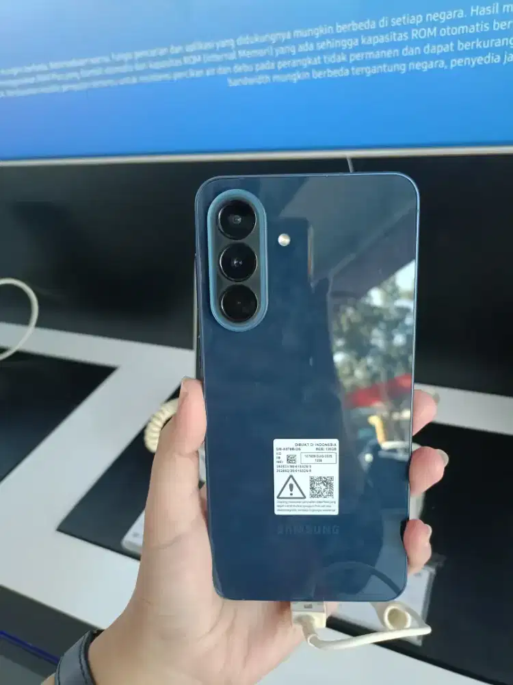 Samsung A57 8 128