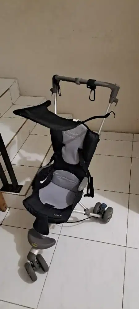 Stroller merek Cocolatte, type icoupe