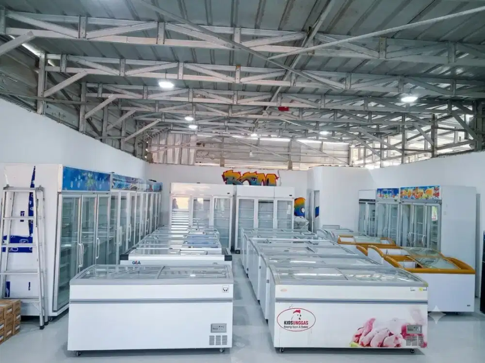 Showcase/chiller berbagai macam kapasitas dan merk