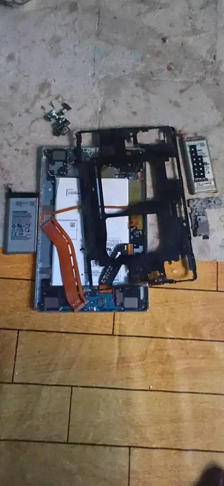 Baterai samsung tab s6 sama kelengkapannya