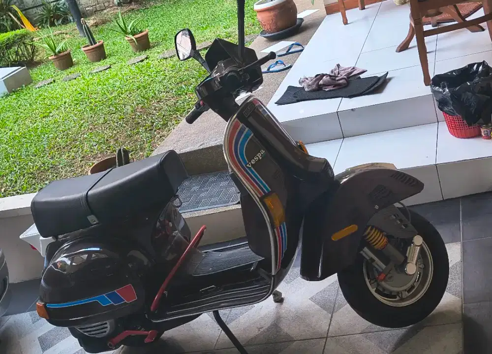 Vespa P150X THN 1981