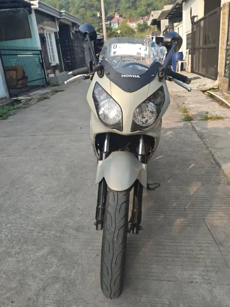CBR 150R  OLD CBU THAILAND WARNA RARE