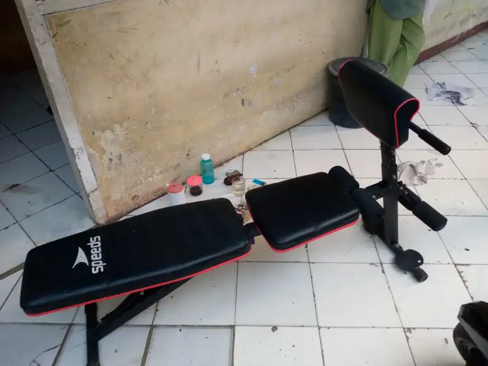 Bangku fitness layak pakai