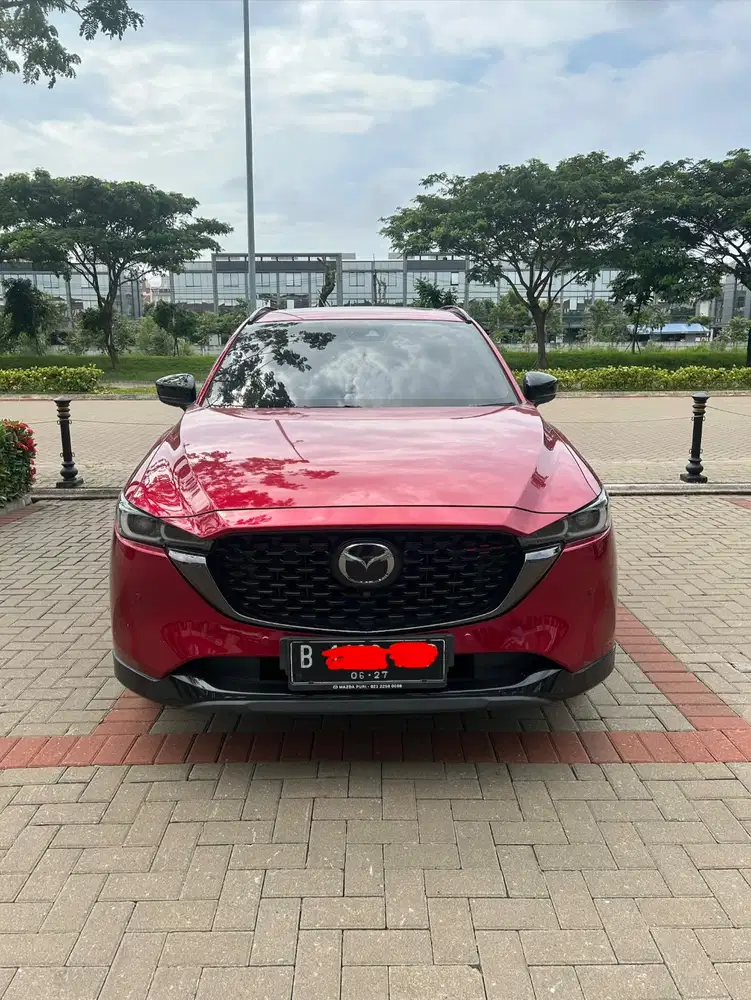 Dijual Mazda CX-5 KURO Edition 2.5 AT warna Merah (Tipe Tertinggi)