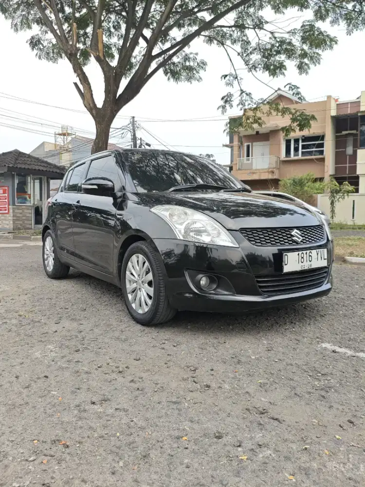 SWIFT GX MATIC 2012
