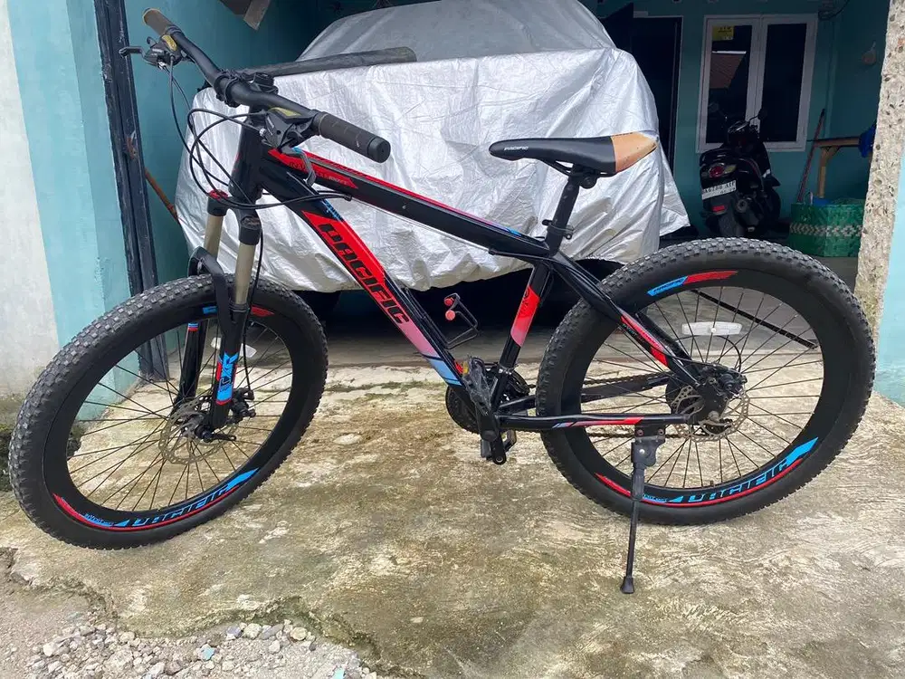 Jual Sepeda Gunung MTB Pacific Invert 100 Kondisi Mulus Siap Pakai