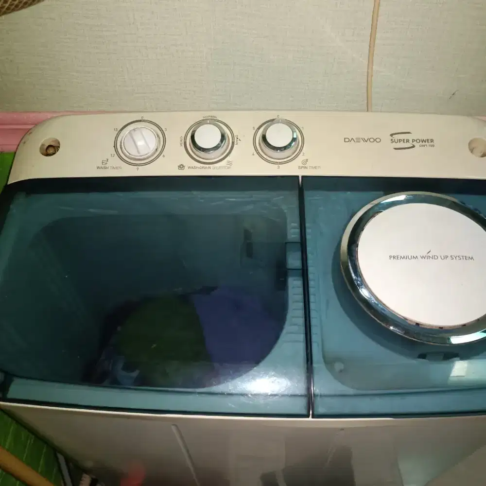 Mesin Cuci 2 tabung Daewoo
