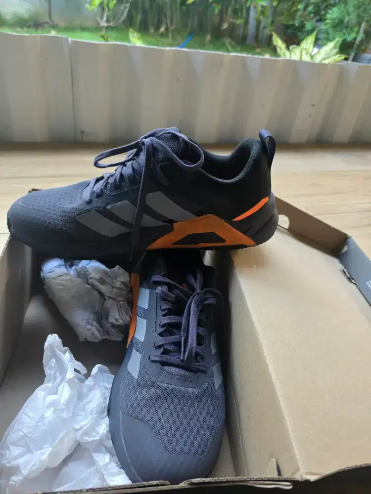 sepatu adidas original
