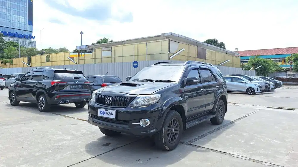 DP RENDAH - Toyota Fortuner 2.5 G VNT Solar-AT 2015