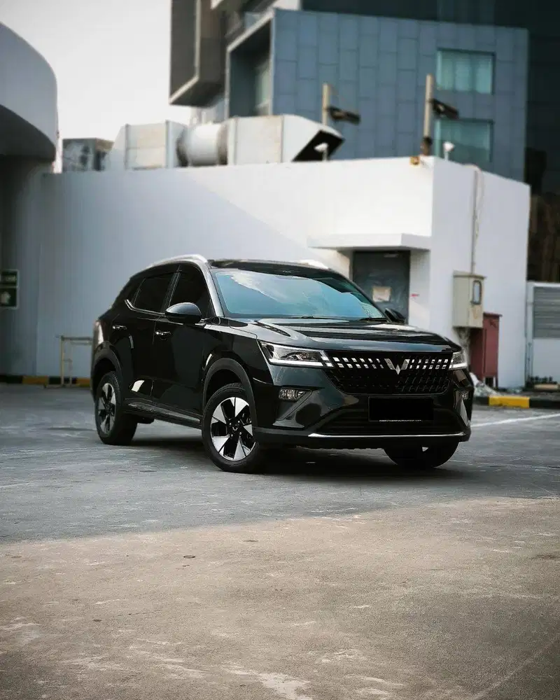 WULING ALVEZ EXCLUSIVE 1.5 CVT 2023  SUNROOF TERAWAT DAN SIAP PAKAI