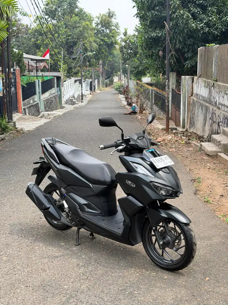 Seperti baru! HONDA NEW VARIO 160 CBS ISS ALARM 2023 pajak ON