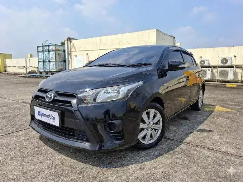 DP RENDAH - Toyota Yaris 1.5 E Bensin-AT 2016