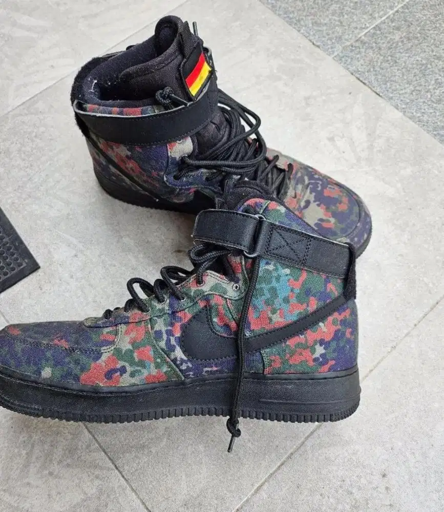 Sepatu Nike Air Force 1'07 LV8 High Germany