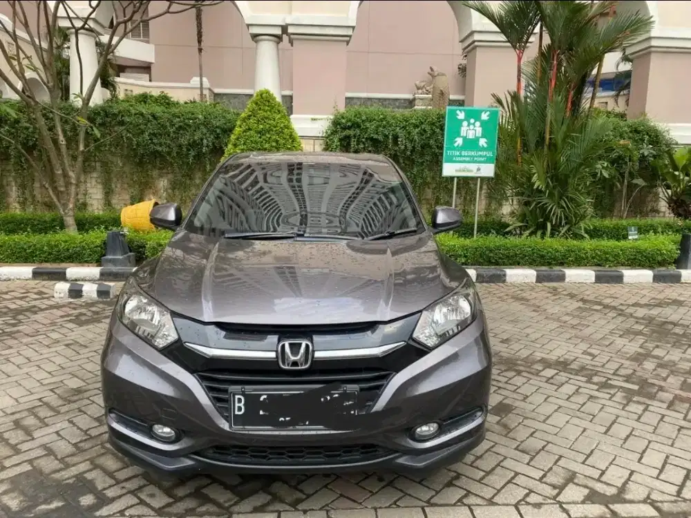 Dijual Cepat HRV-2017 Abu Abu