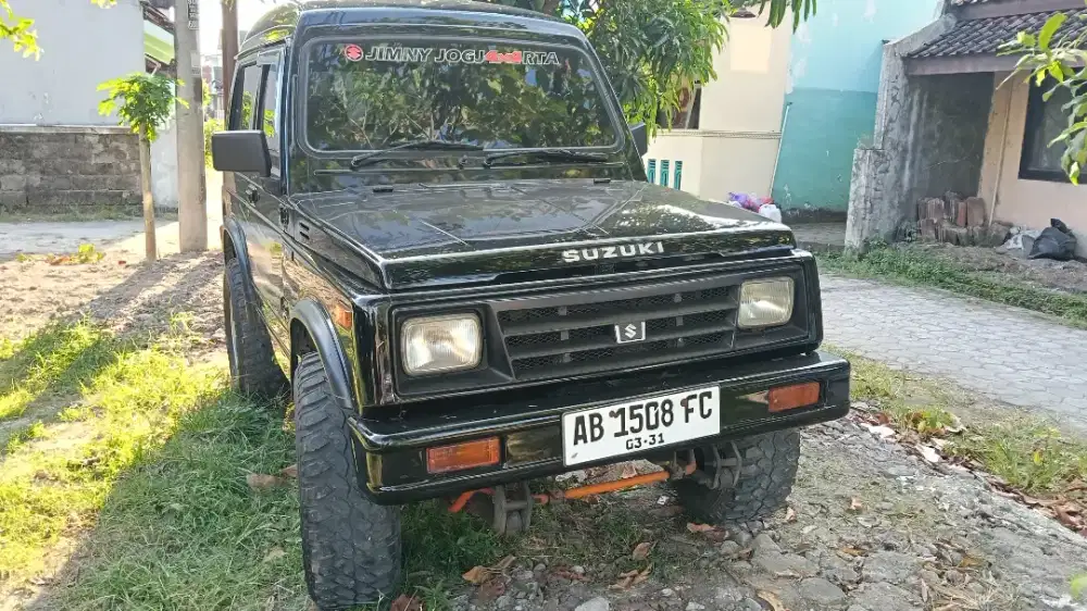 Dijual Katana Tahun 1990