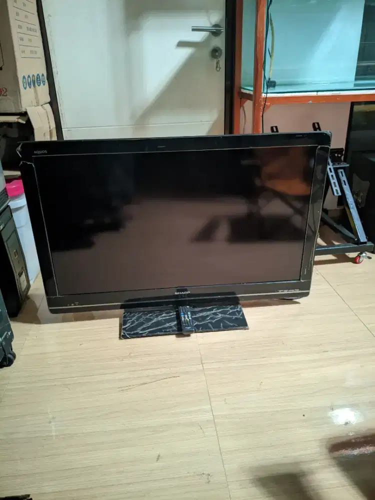 habiskan stok murah, barang display contoh TV LED SHARP 40inc asli