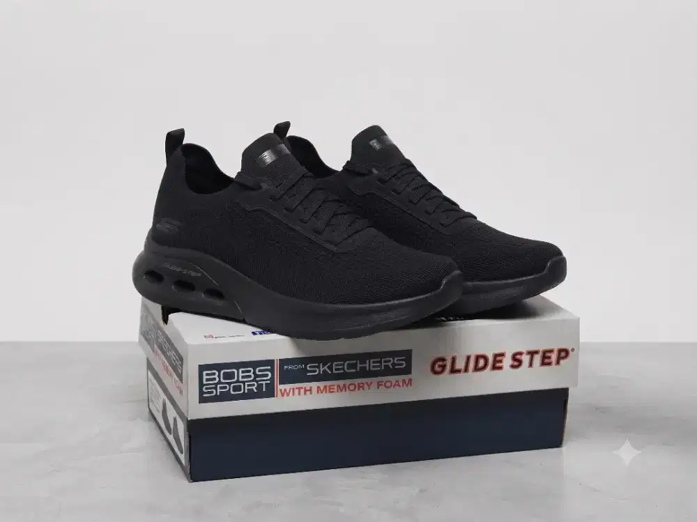 SKCEHERS-GLIDE STEP-FULL BLACK