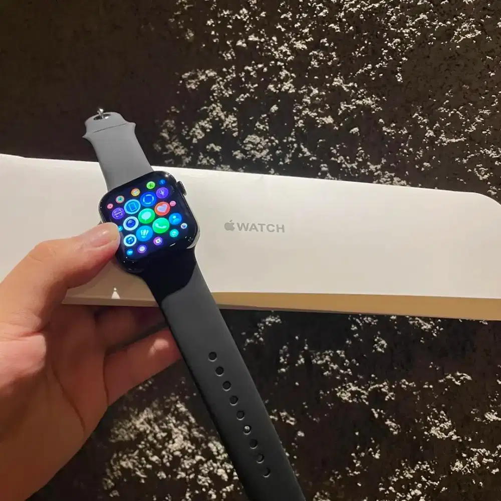 Apple watch series 7