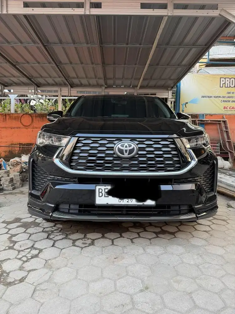 Kijang Innova Zenix V HV Modelista Hitam 2024