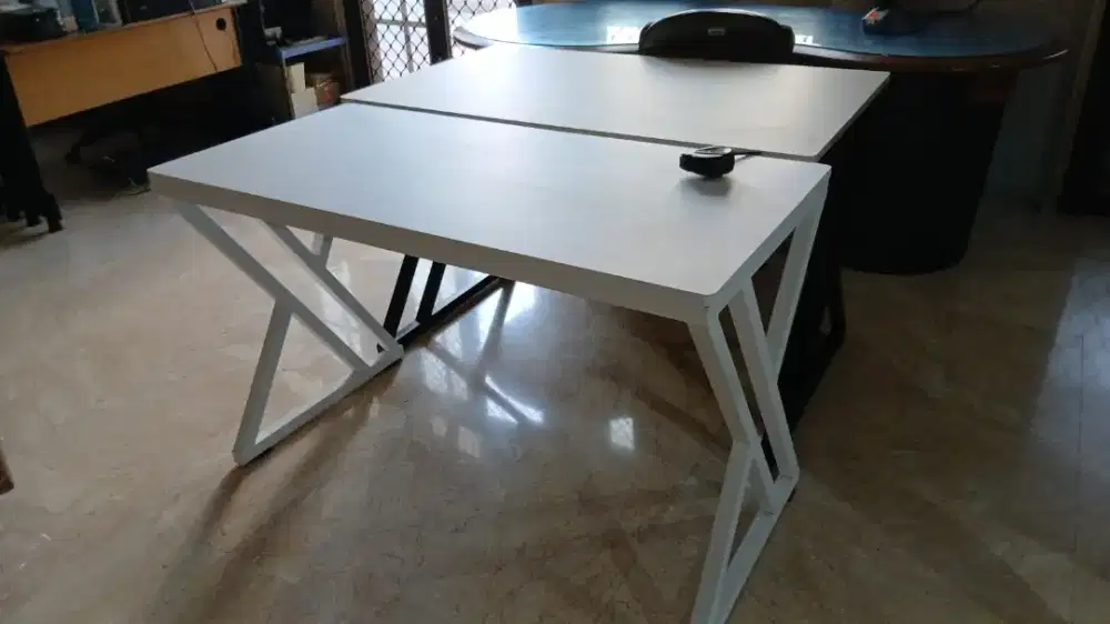 Meja kerja / makan / belajar