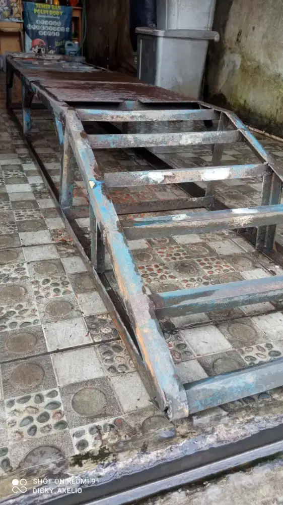Padok dudukan cuci motor