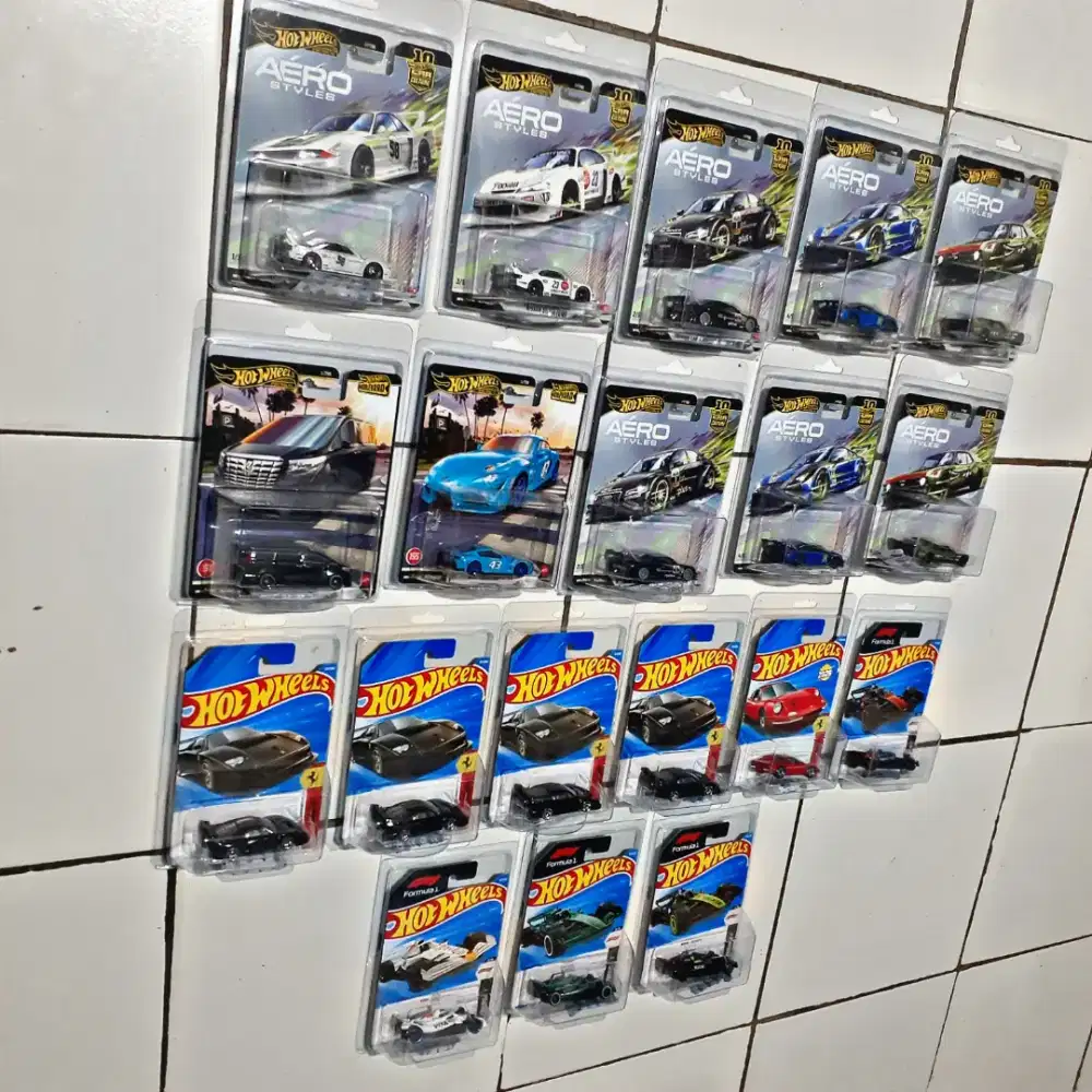 Hot Wheels Borongan 19 Pcs (Free Protector).