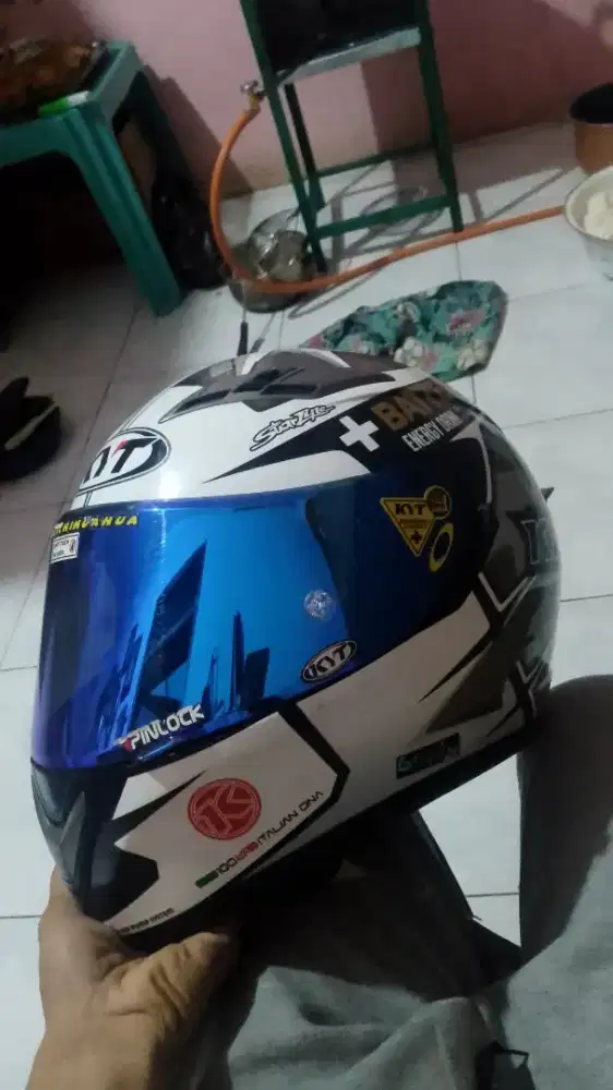 KYT vendetta II Aleix espargaro