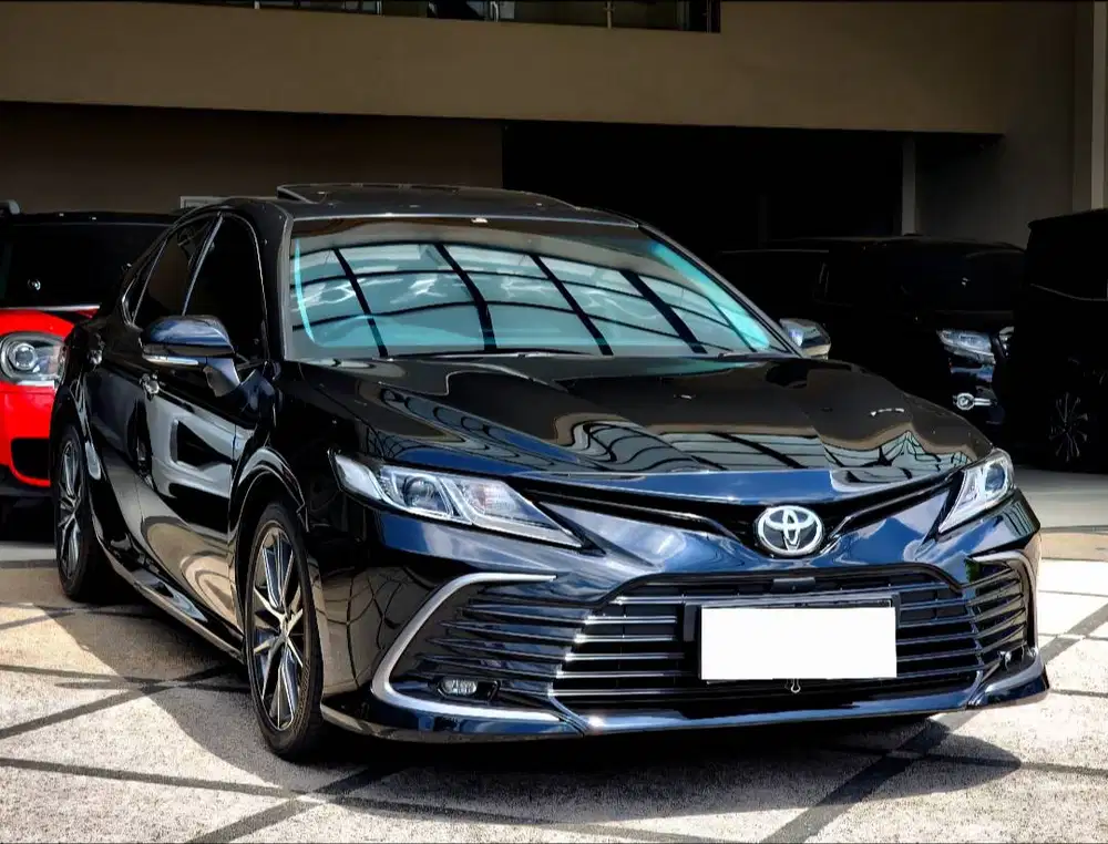 TOYOTA CAMRY FACELIFT 2.5 V SUNROOF 2021 PK 2022 BLACK ON BLACK