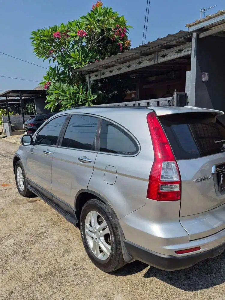 Honda CR-V 2011 Bensin