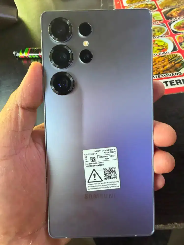 Samsung S25 Ultra.