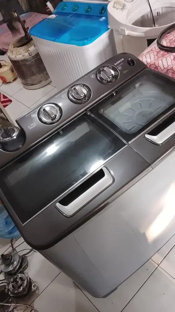 Mesin cuci merk sanken uk 11 kg